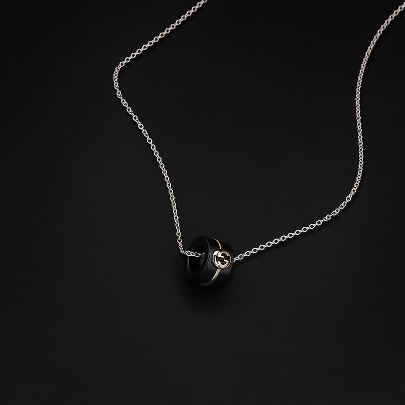 Gucci Interlocking 18k Pendant Necklace | Thumbnail 3