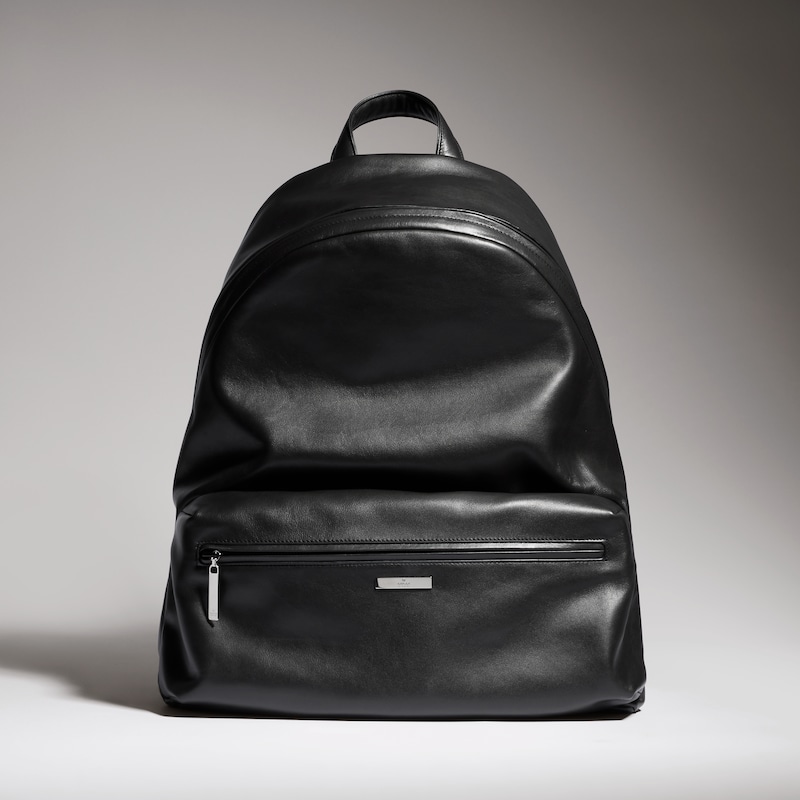 Gucci Tag Large Backpack | Thumbnail 3 Gucci Tag Large Backpack | Thumbnail 3
