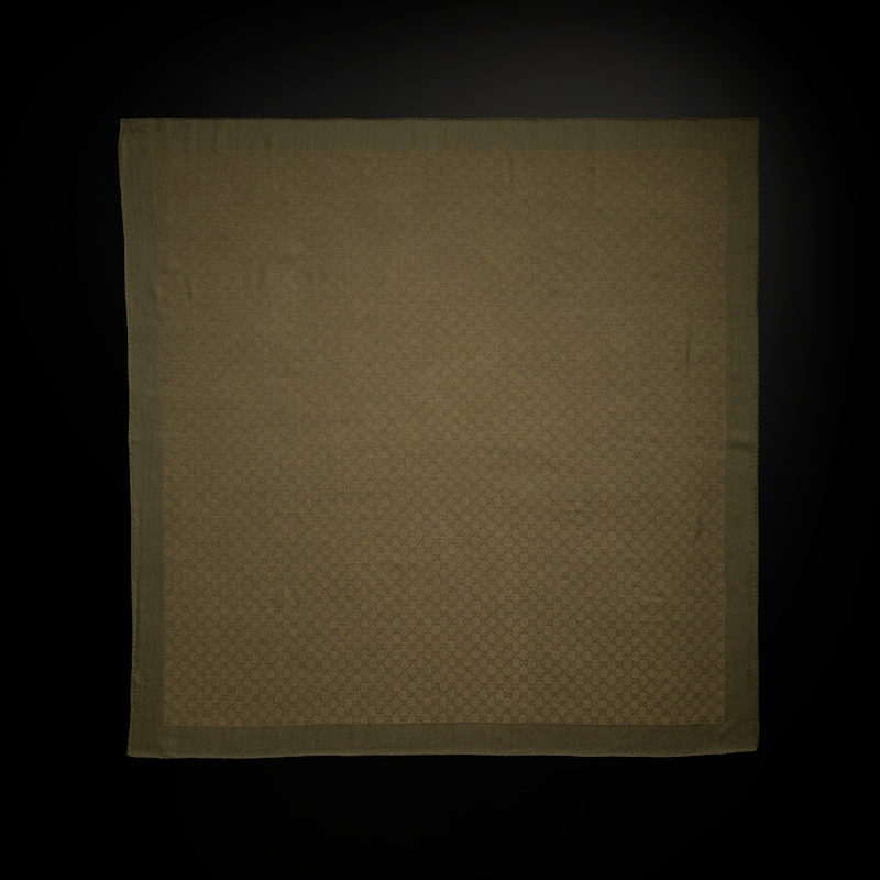 Gucci GG Wool Silk Jacquard Shawl | Thumbnail 3 Gucci GG Wool Silk Jacquard Shawl | Thumbnail 3