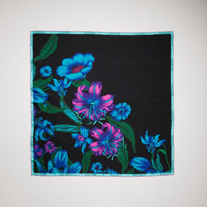 Gucci Floral Double G Silk Twill Carré | Thumbnail 3 Gucci Floral Double G Silk Twill Carré | Thumbnail 3