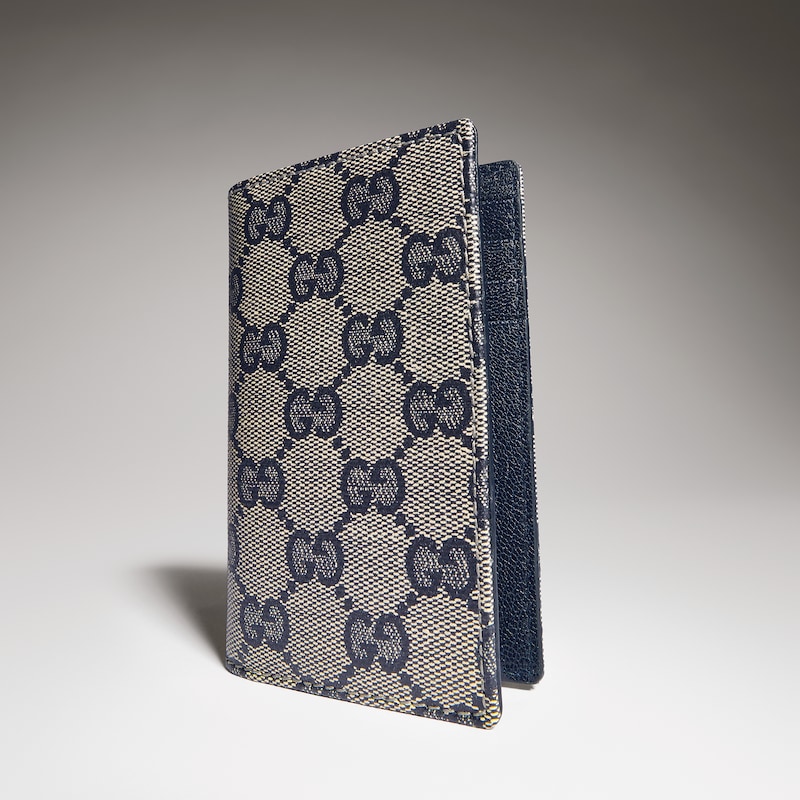 Gucci Essence Classic Card Case | Thumbnail 3 Gucci Essence Classic Card Case | Thumbnail 3