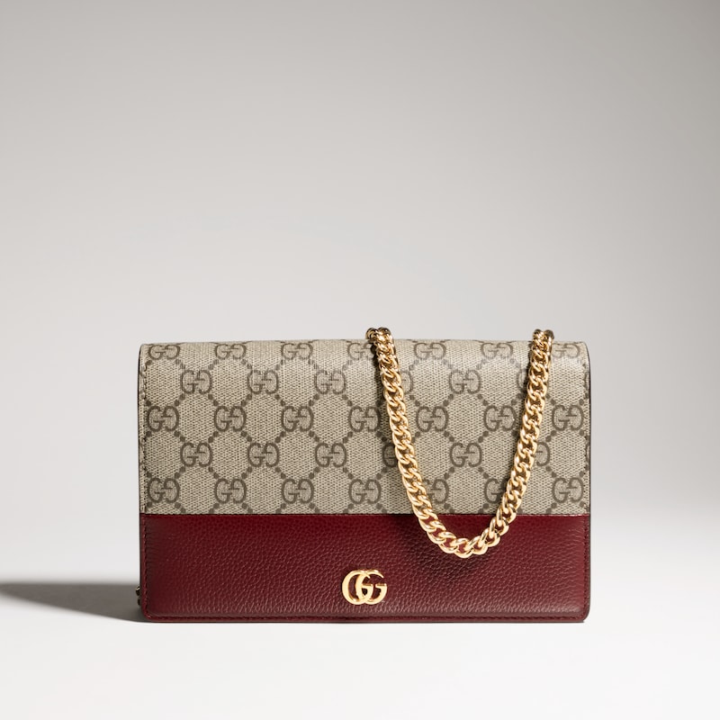Gucci Bi-color GG Marmont Wallet On Chain | Thumbnail 3 Gucci Bi-color GG Marmont Wallet On Chain | Thumbnail 3