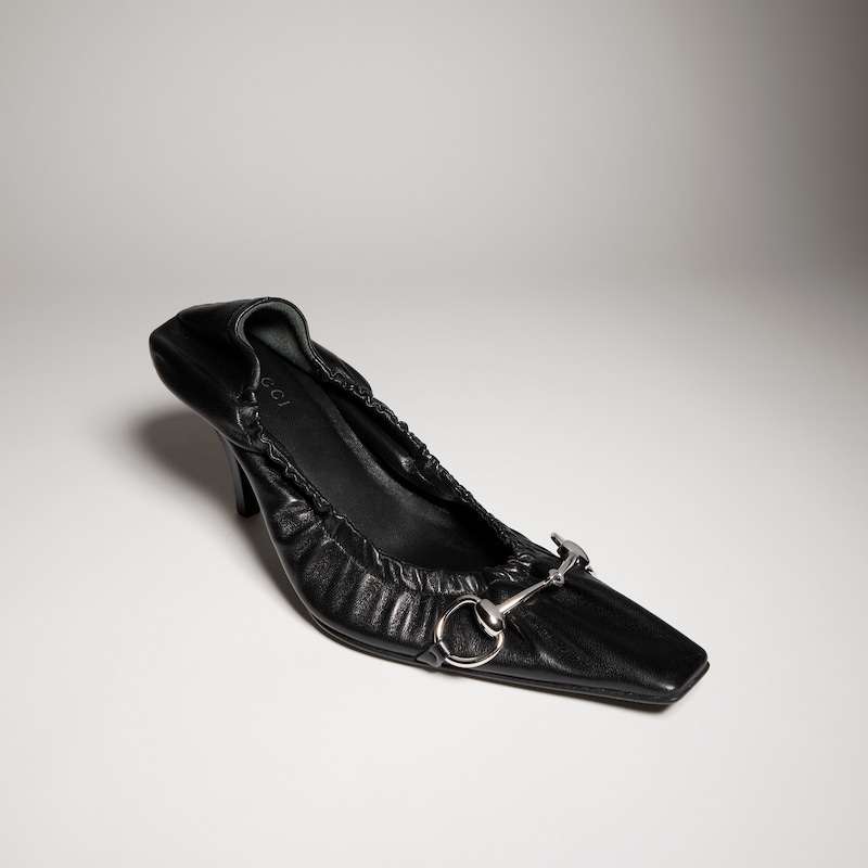 Gucci Vittoria Pump With Elastic | Thumbnail 3 Gucci Vittoria Pump With Elastic | Thumbnail 3