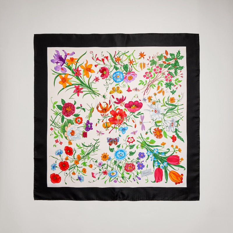 Gucci Printed Flora Silk Twill Carré | Thumbnail 3 Gucci Printed Flora Silk Twill Carré | Thumbnail 3