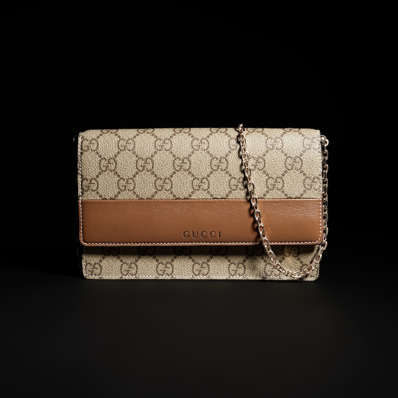 Gucci GG Emblem Wallet On Chain | Thumbnail 2 Gucci GG Emblem Wallet On Chain | Thumbnail 2