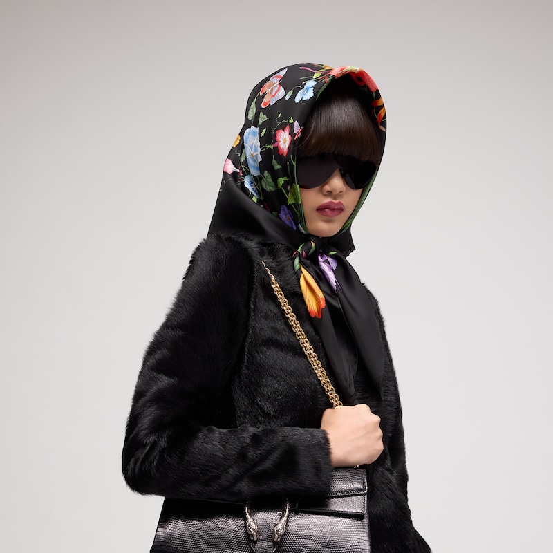 Gucci Printed GG Silk Twill Carré | Thumbnail 2 Gucci Printed GG Silk Twill Carré | Thumbnail 2