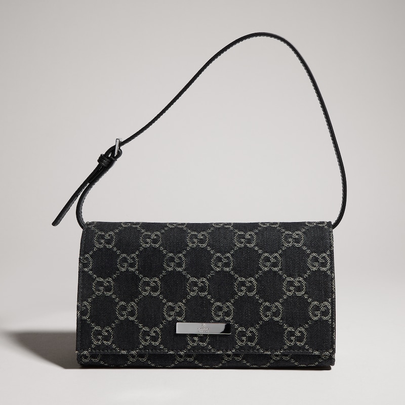 Gucci Small Pouch With Strap And Gucci Plaque | Thumbnail 2 Gucci Small Pouch With Strap And Gucci Plaque | Thumbnail 2