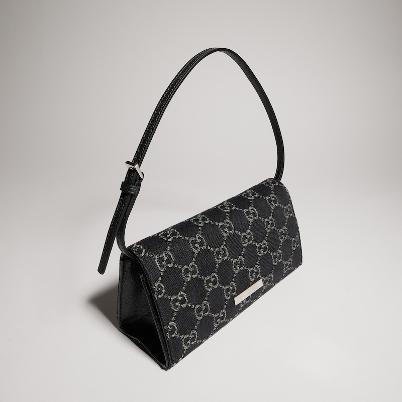Gucci Small Pouch With Strap And Gucci Plaque | Thumbnail 3 Gucci Small Pouch With Strap And Gucci Plaque | Thumbnail 3