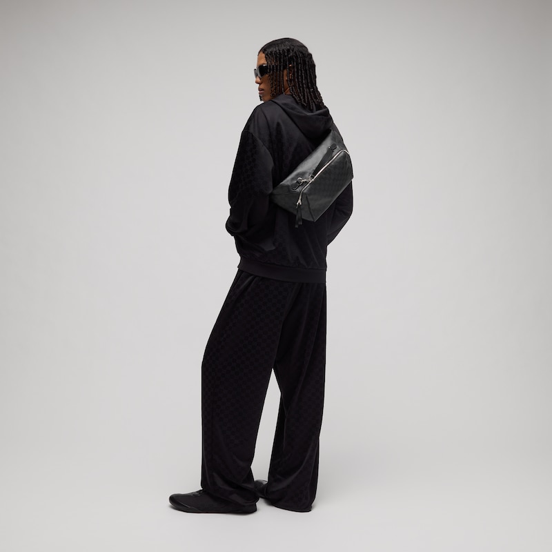 Gucci Small Crossbody Bag With Web | Thumbnail 2 Gucci Small Crossbody Bag With Web | Thumbnail 2