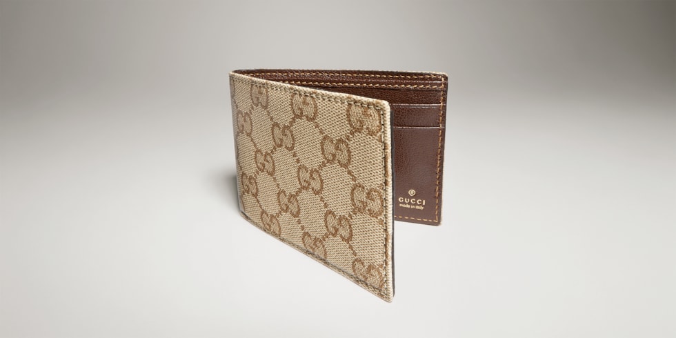 Gucci Essence Classic bi-fold wallet in sand and brown GG canvas ...