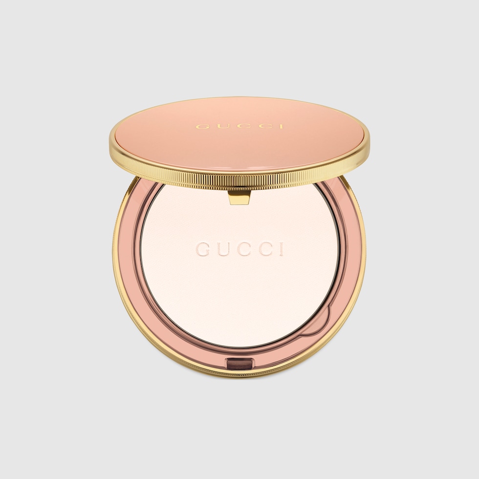 グッチ　ファンデーション　プレスドパウダー グッチ プードル ドゥ ボーテ マット ナチュレル / GUCCI beauty