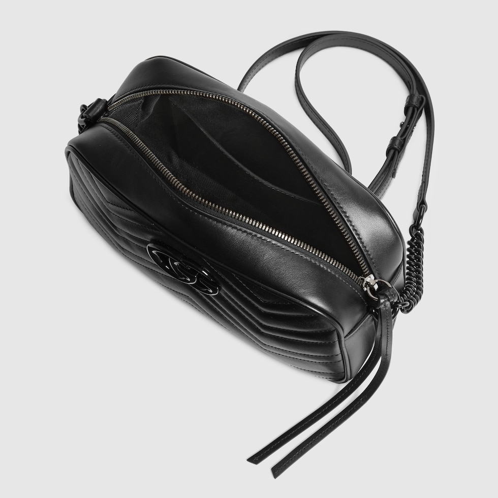 ショルダーバッグ・ポシェット GG MARMONT GG Marmont small camera bag in black leather | GUCCI® US