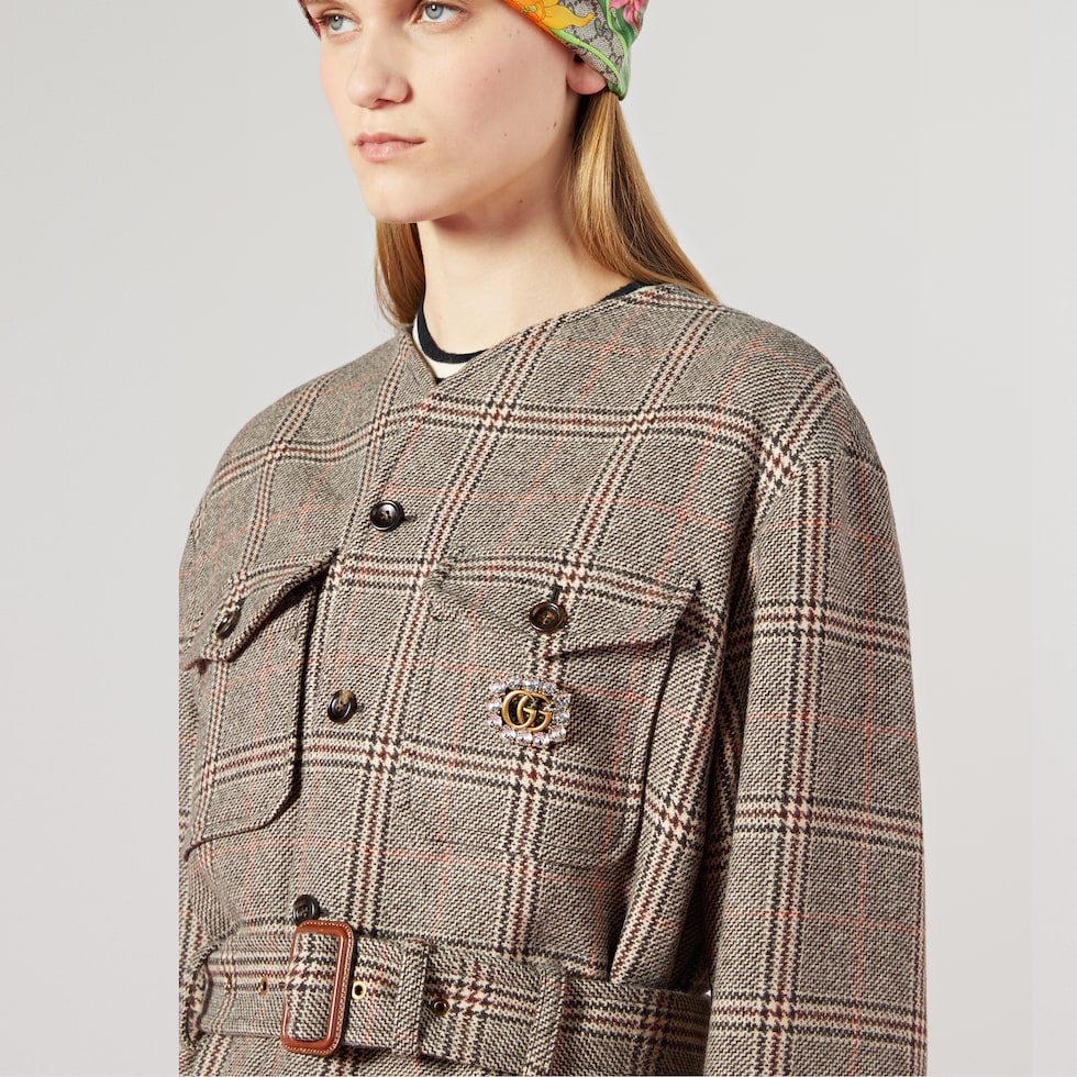 GUCCI GGロゴ ストーン付きブローチ GUCCI GGロゴ ストーン付きブローチ