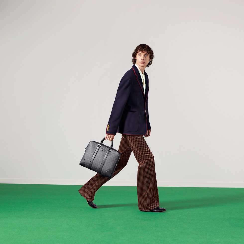 กระเป๋า GG Black briefcase inGG Supreme GUCCI® TH