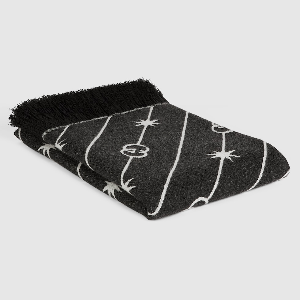 Diagonal Interlocking G stars wool blanket in black and white GUCCI® AE