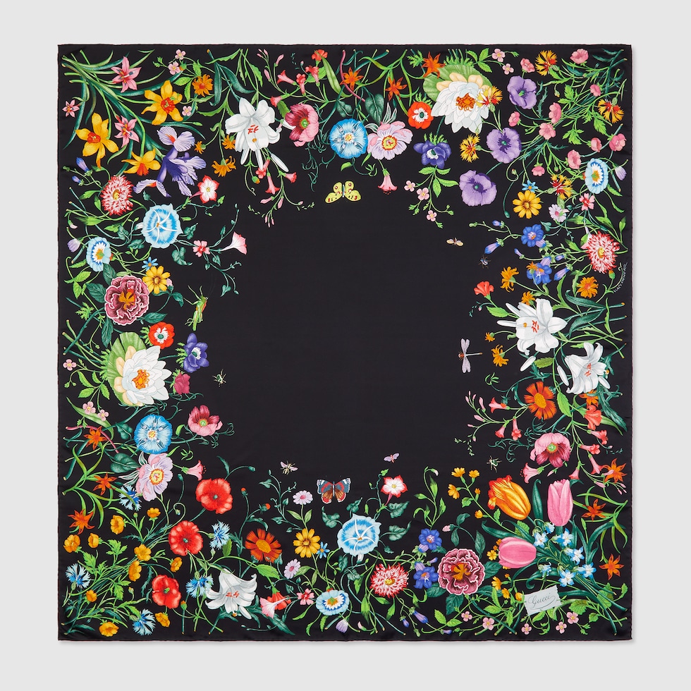 Gucci silk scarf black top
