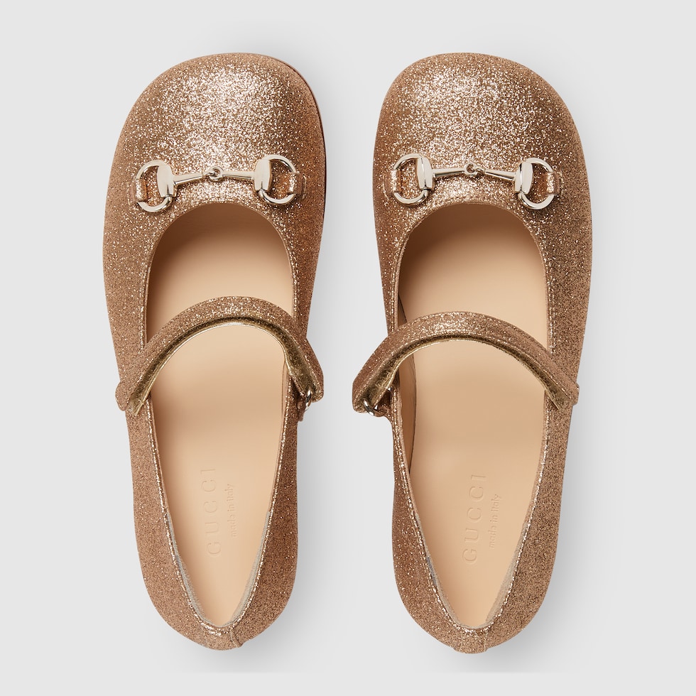 GUCCI メリージェーン　キッズシューズ Toddler ballet flat with Horsebit in gold glitter | GUCCI® US