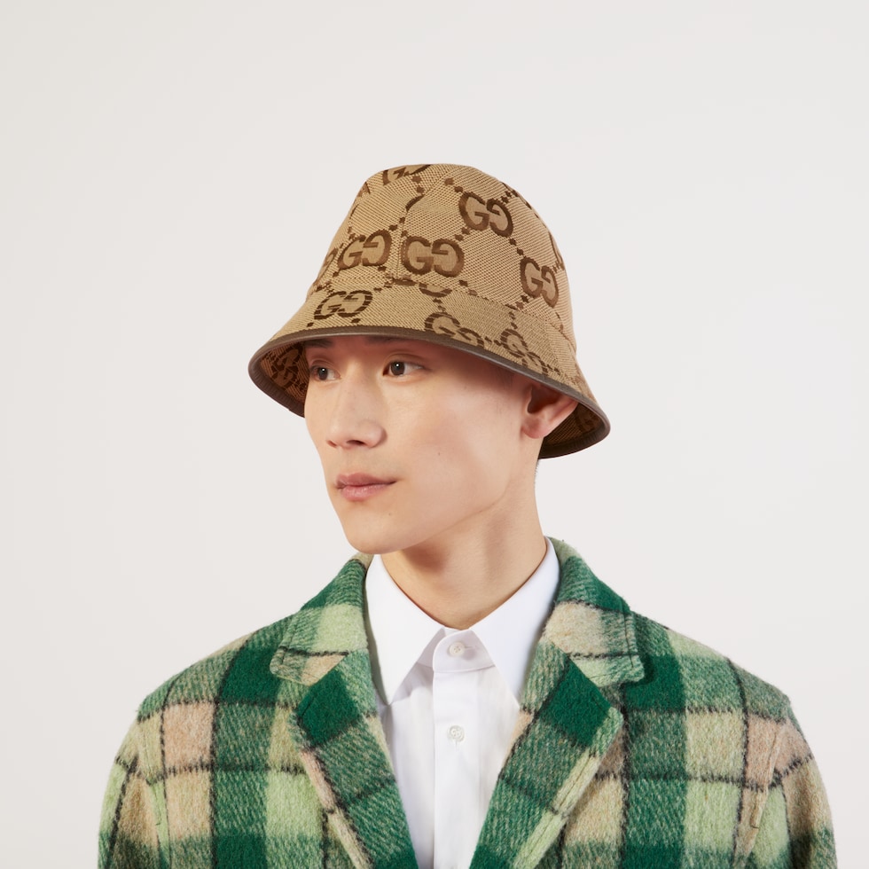 Jumbo GG canvas bucket hat in camel and ebony | GUCCI® US