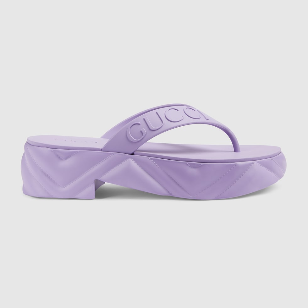 Women's thong platform sandal in lilac rubber | GUCCI® SG