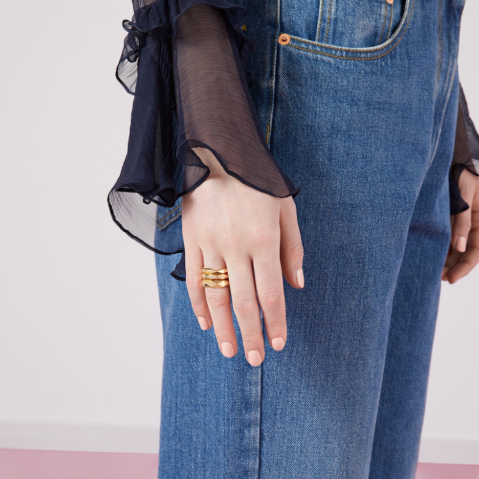 Gucci Link to Love studded ring in 18k yellow gold | GUCCI® US