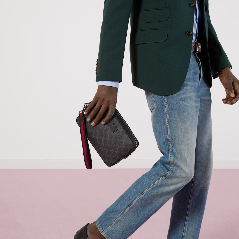GG Black small pouch in GG Supreme | GUCCI® MX