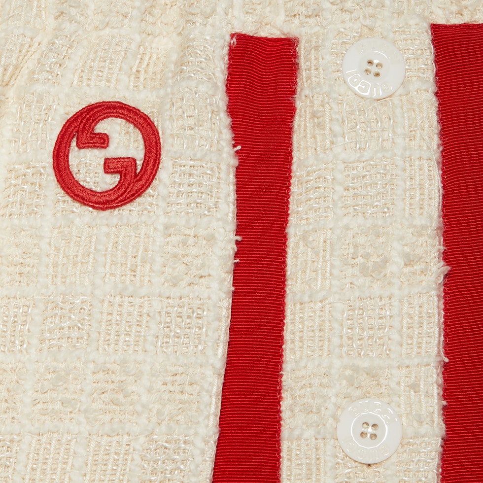 Cotton twill short with patch in ivory | GUCCI® SG Cotton twill short with patch in ivory | GUCCI® SG