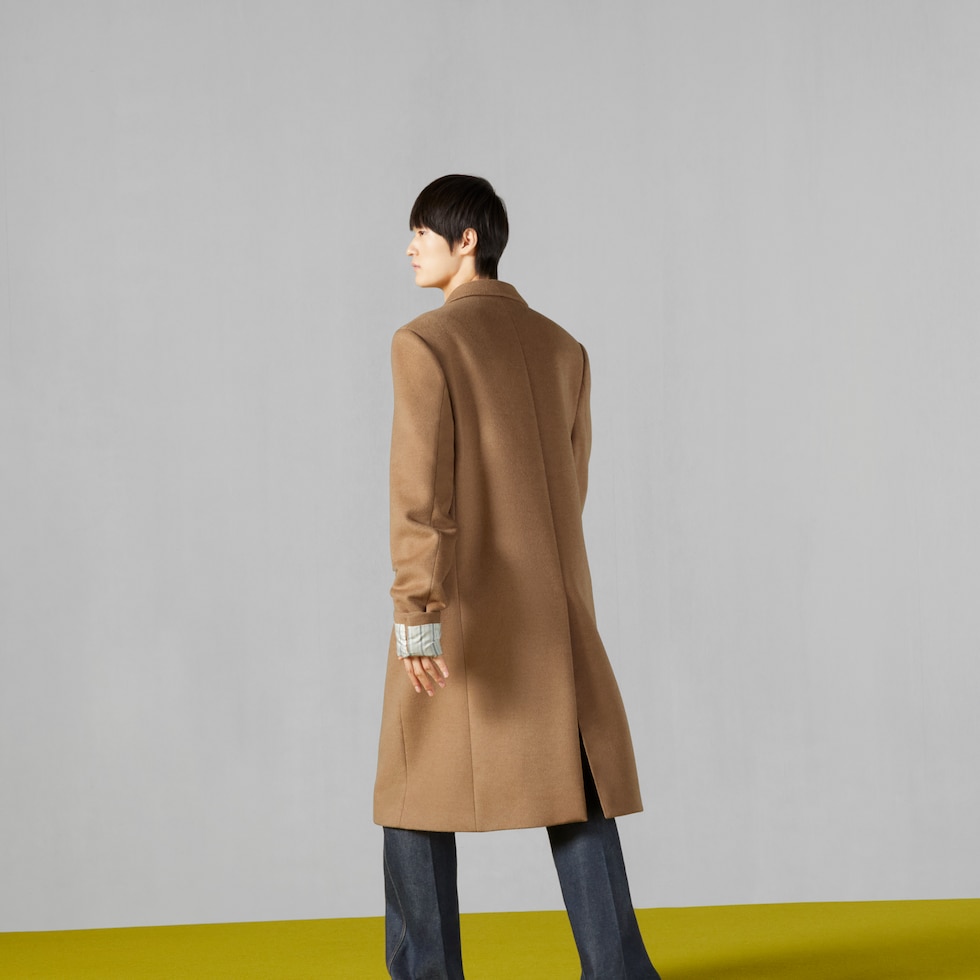 Burberry sale etiqueta gucci