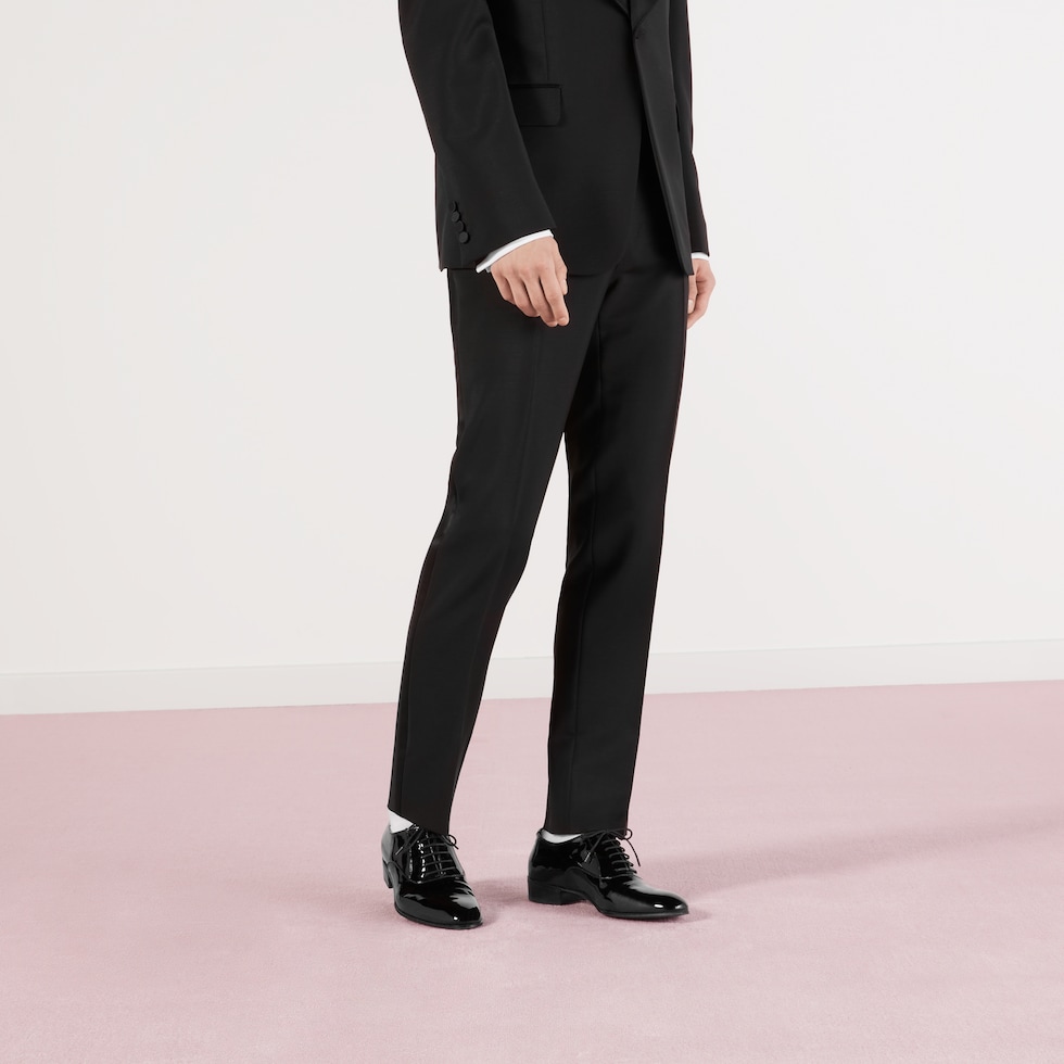 GUCCI スーツ 44 SUIT BLACK GUCCI スーツ 44 SUIT BLACK