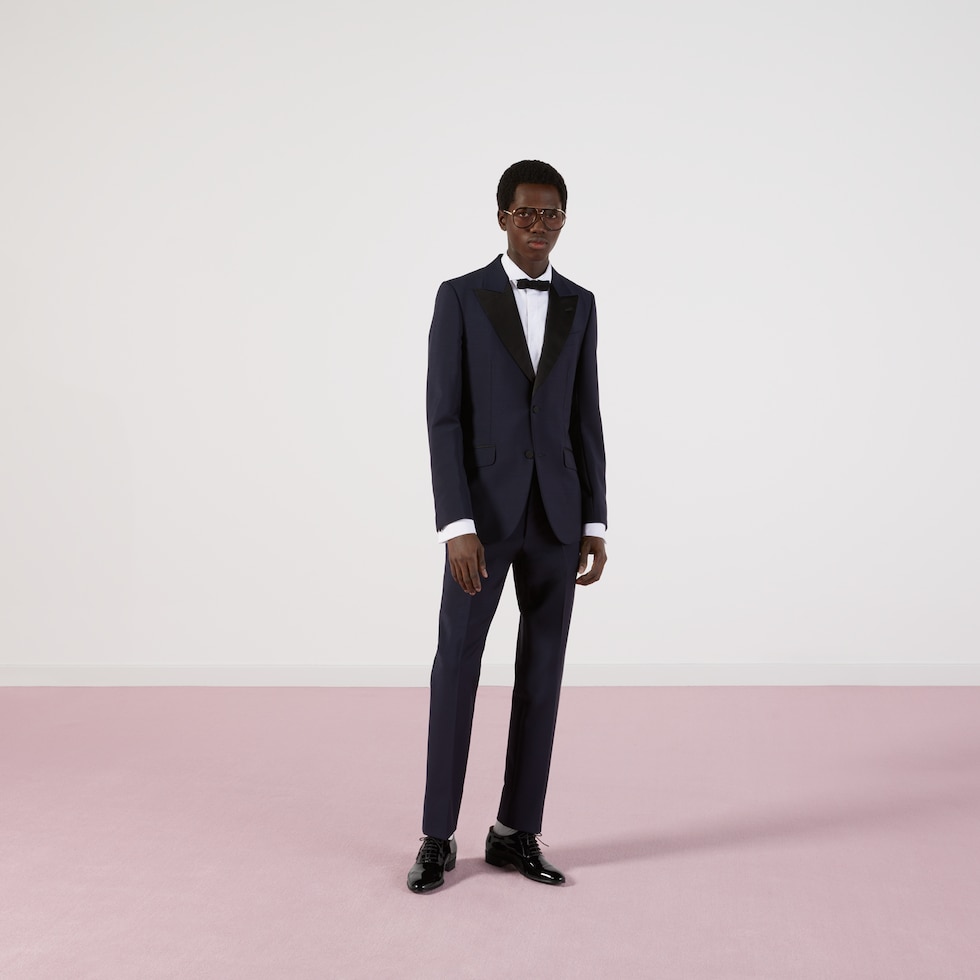 GUCCI スーツ Fitted mohair wool tuxedo in dark blue mohair | GUCCI® SI