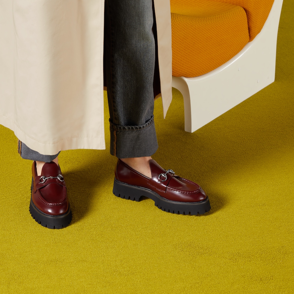 Women s loafer with Horsebit in burgundy leather GUCCI GR
