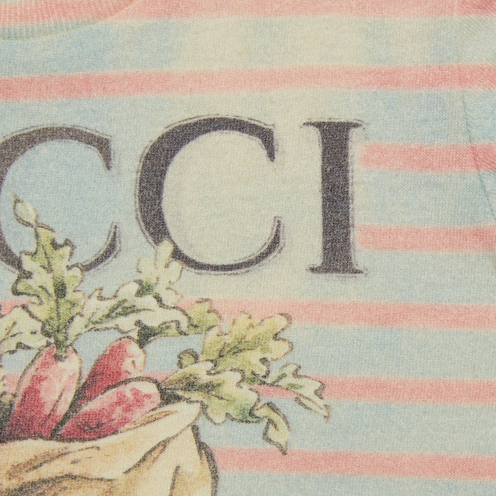 gucci t shirt flower embroidery