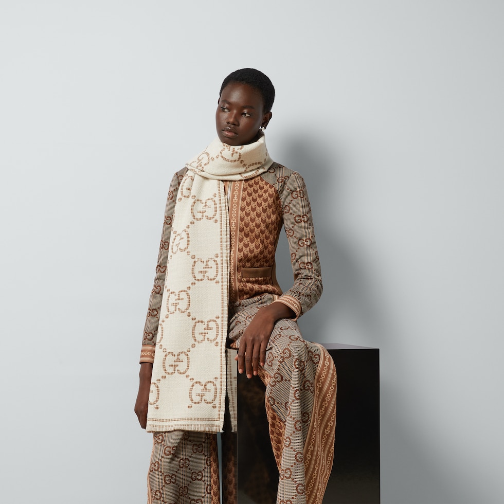 GG wool jacquard scarf in ivory and beige | GUCCI® US