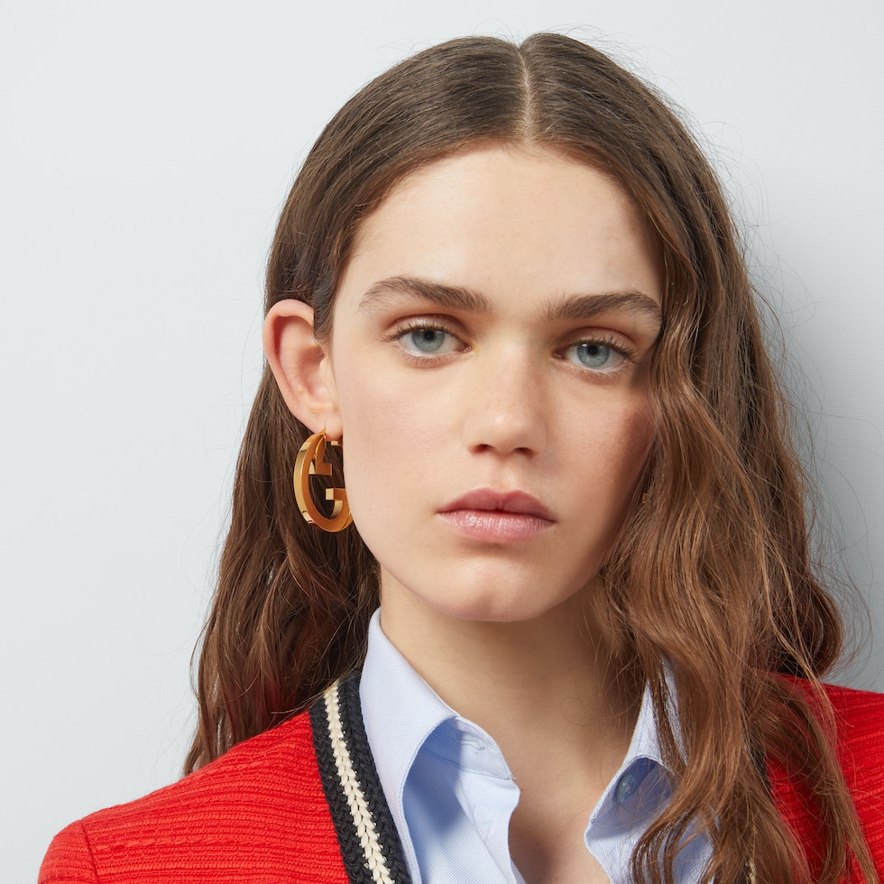 即購入OK！GUCCI グッチ GGロゴピアス ゴールド オンライン限定 GGランニング スタッズ ピアス 18K イエロー