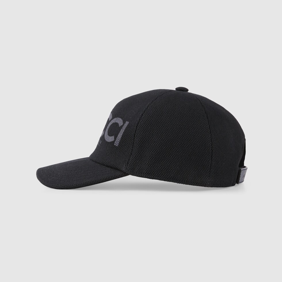 Baseball hat with Gucci print in black | GUCCI® SG