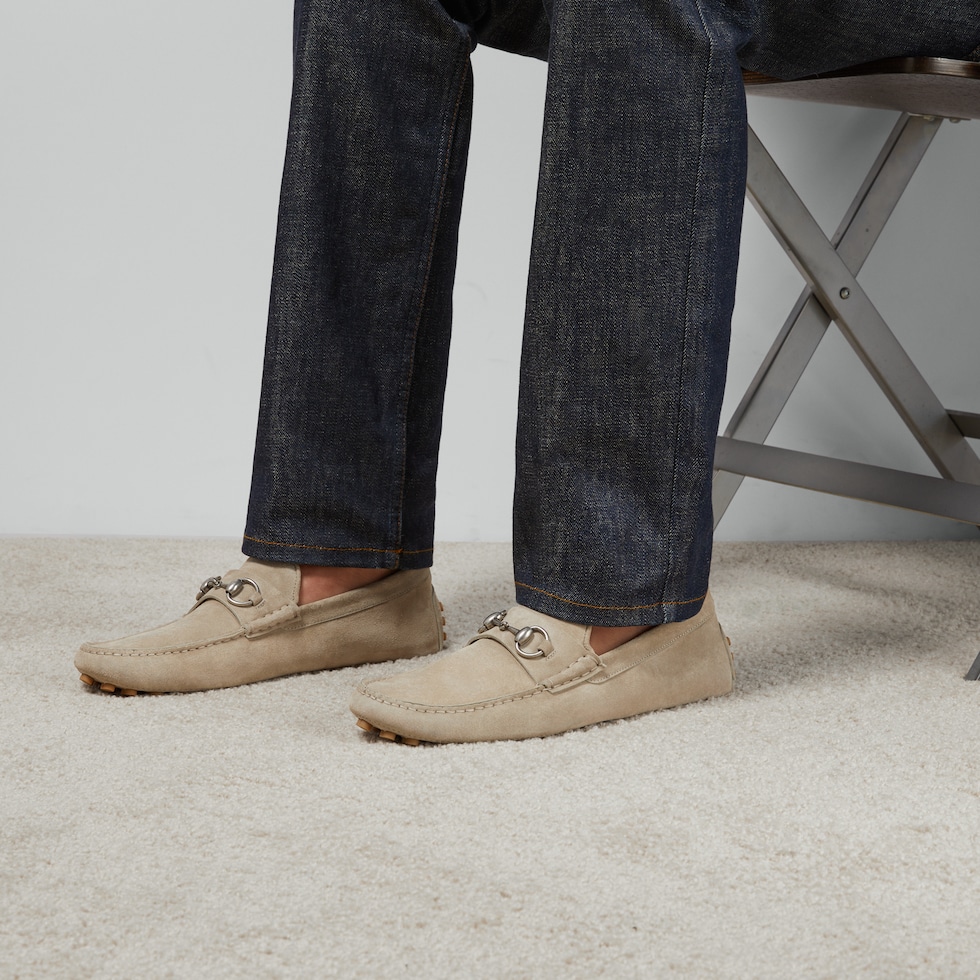 Men s driver with Horsebit in beige suede GUCCI Australia