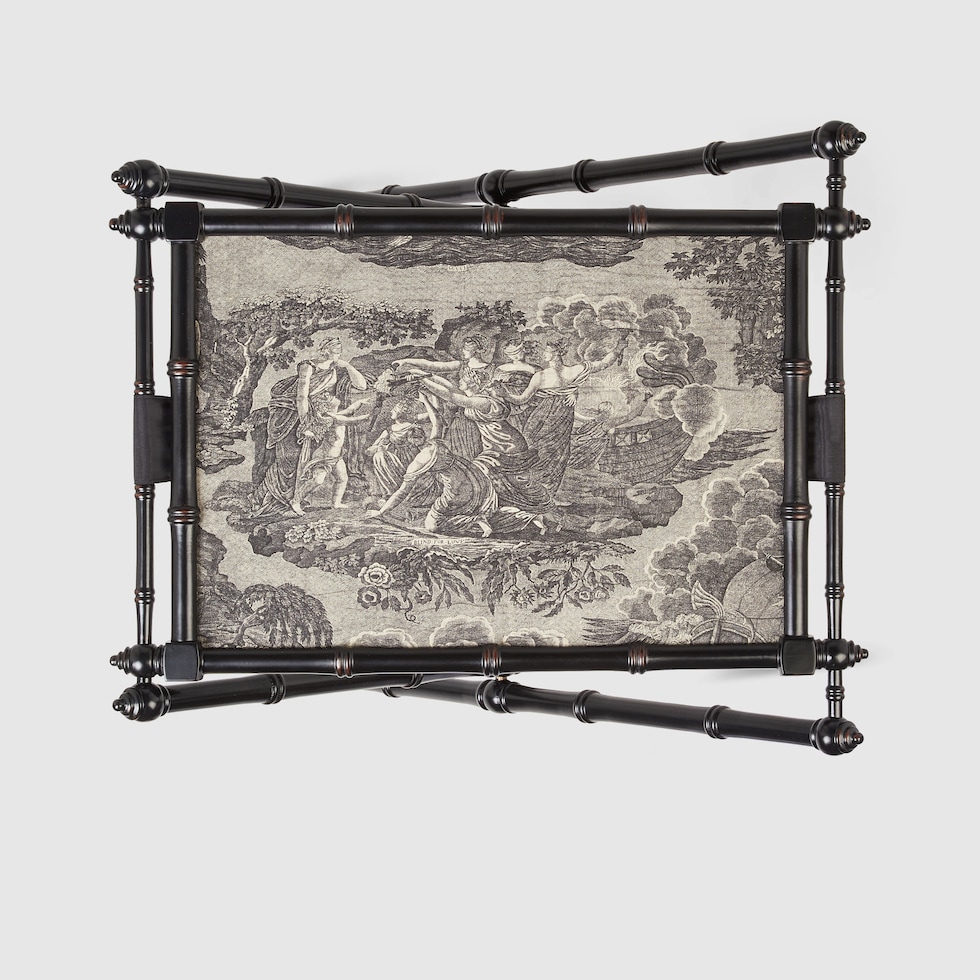 Toile de Jouy print wooden folding tray in black and grey Toile de Jouy print wooden folding tray in black and grey