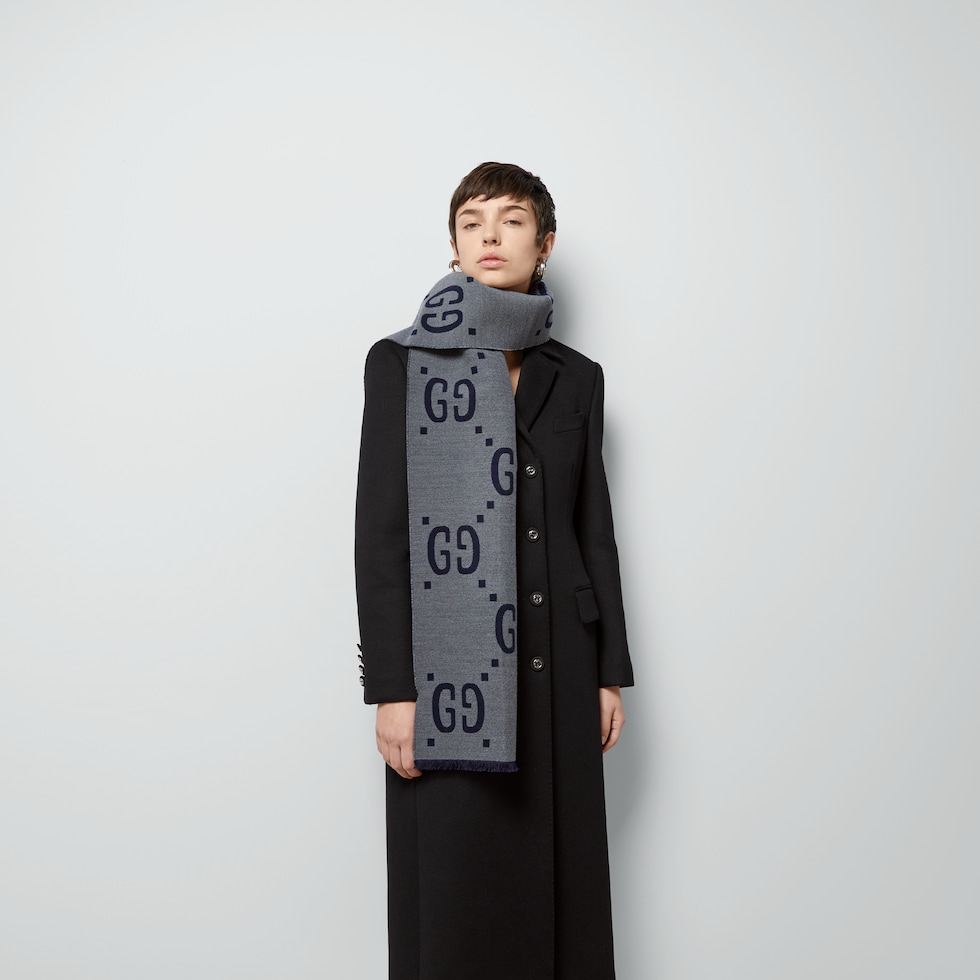 GUCCI グッチ GG JACQUARD SCARF/GG総柄 スカーフ GG jacquard wool silk scarf in light grey | GUCCI® US