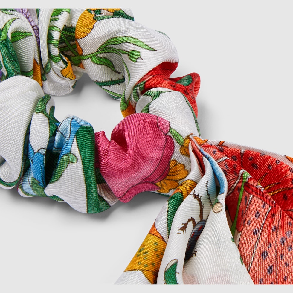 Flora print silk scrunchie in white GUCCI AE