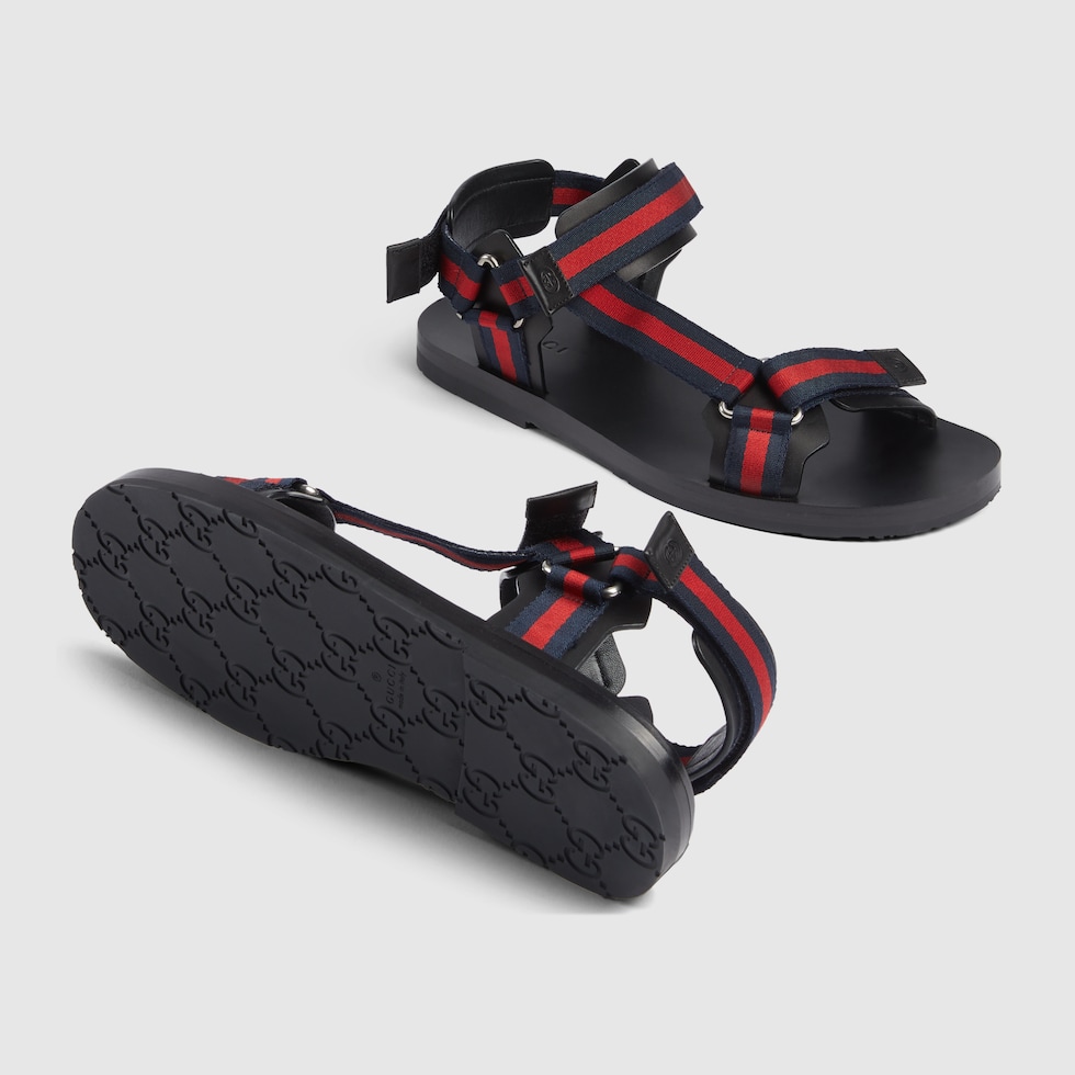 GUCCIシマ柄ブラックレザーサンダル