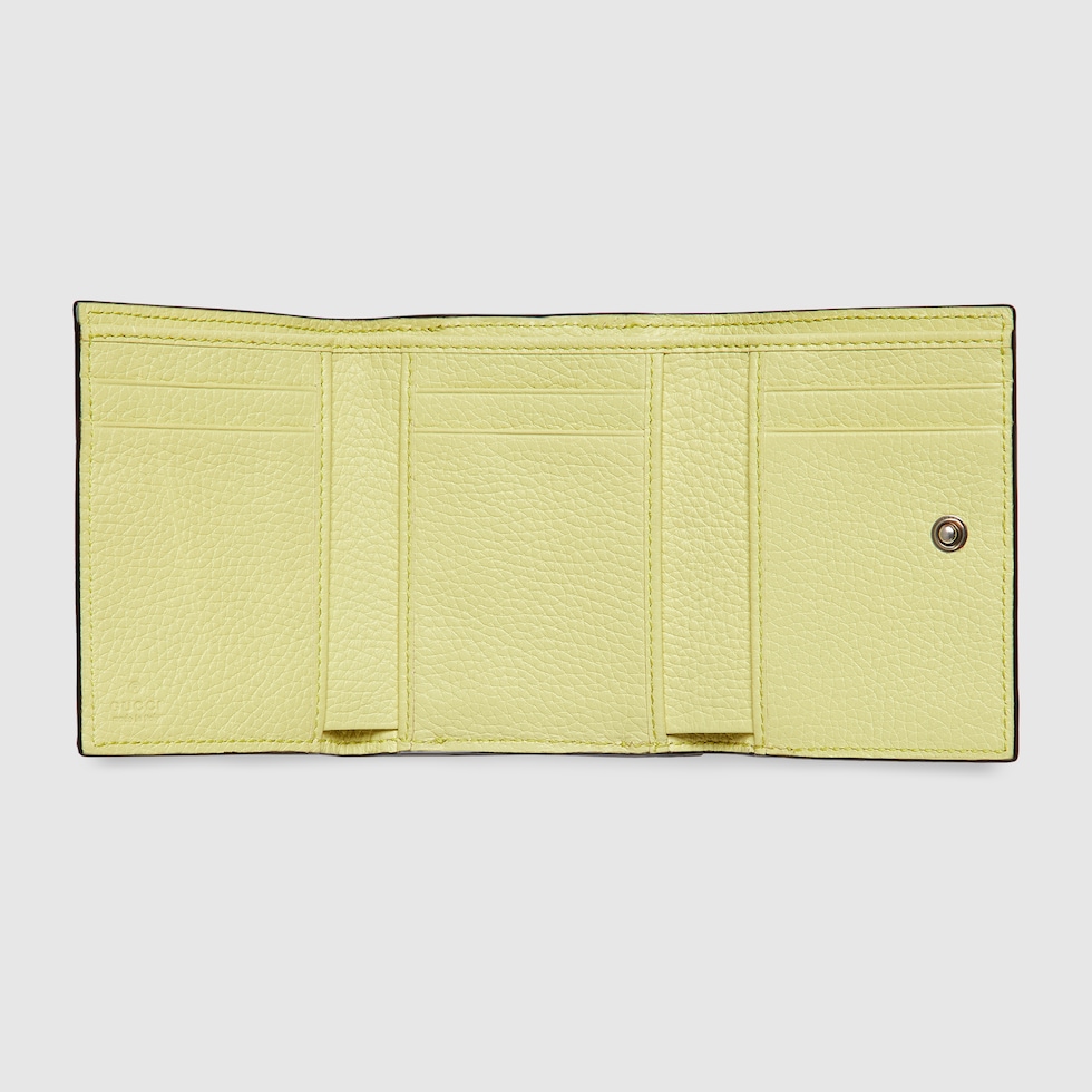 日本限定 GUCCI ロゴ 三つ折りウォレット ・ライムグリーン レザー