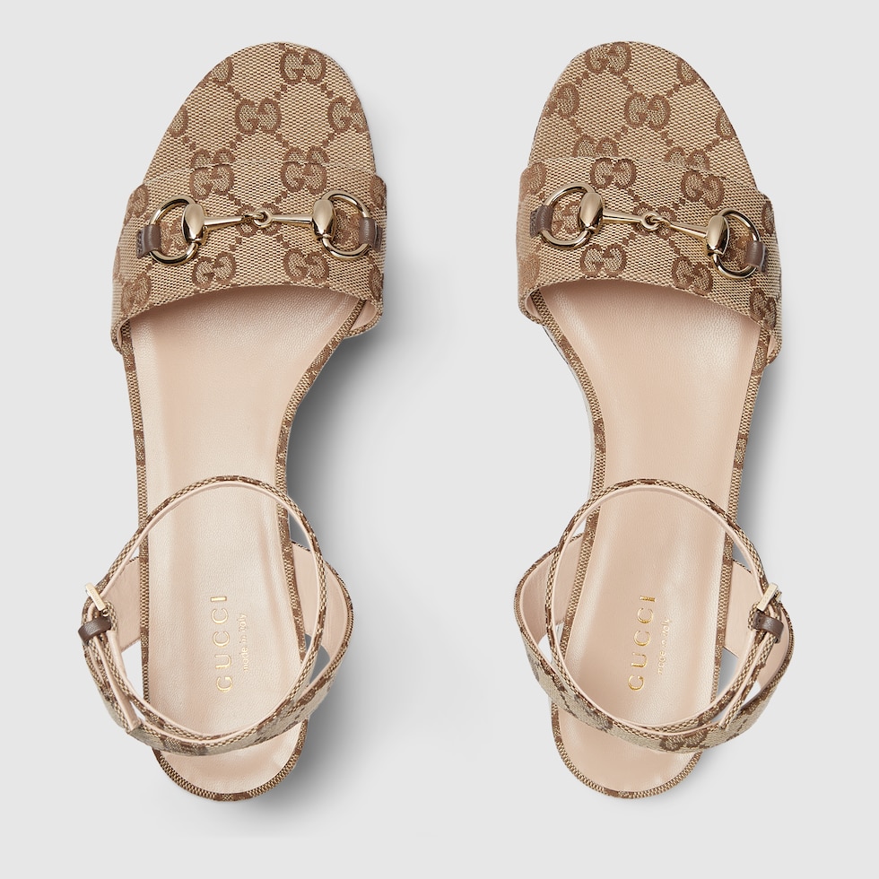 Women s Horsebit flatform sandal in beige and ebony Original GG canvas GUCCI AE