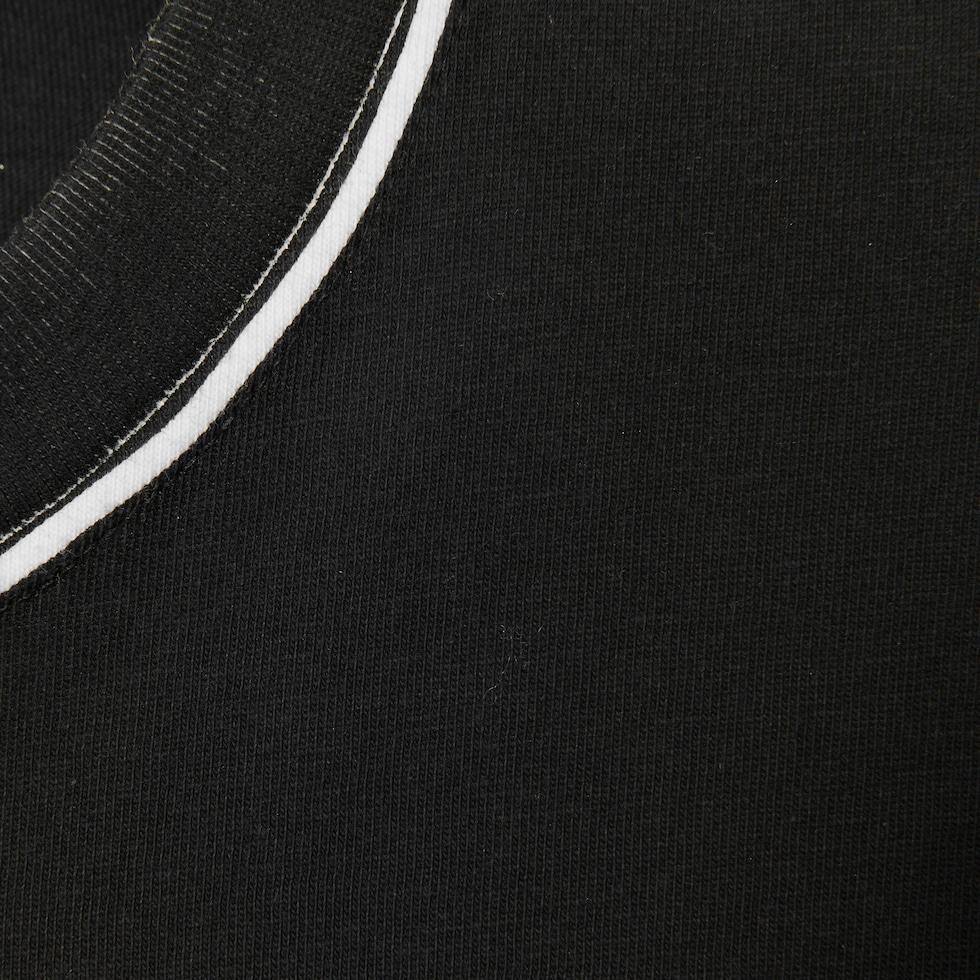 Printed cotton jersey T-shirt in black | GUCCI® US Printed cotton jersey T-shirt in black | GUCCI® US
