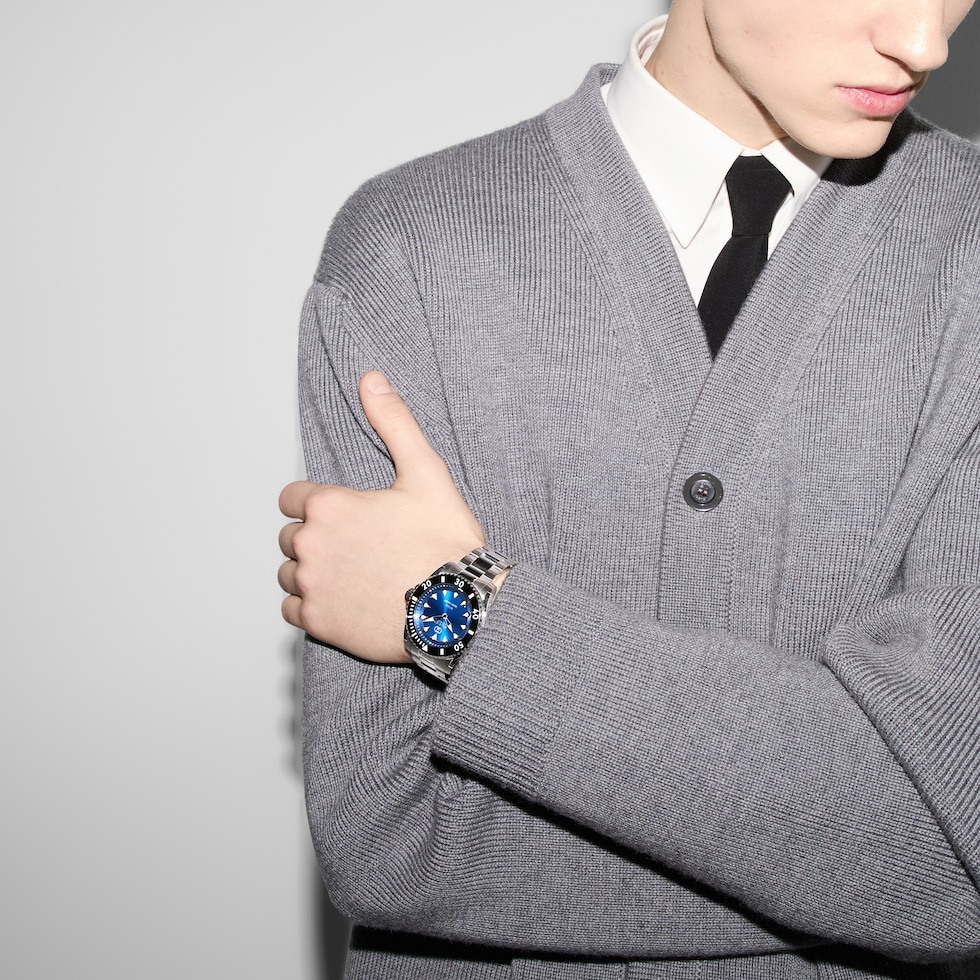 グッチ ダイヴ〕ウォッチ（40 mm）スチール | GUCCI公式