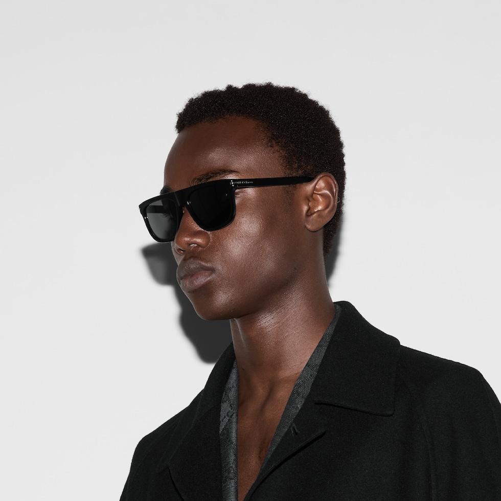 サングラス GUCCI Oval l sunglasses Oval-frame sunglasses in black acetate | GUCCI® US