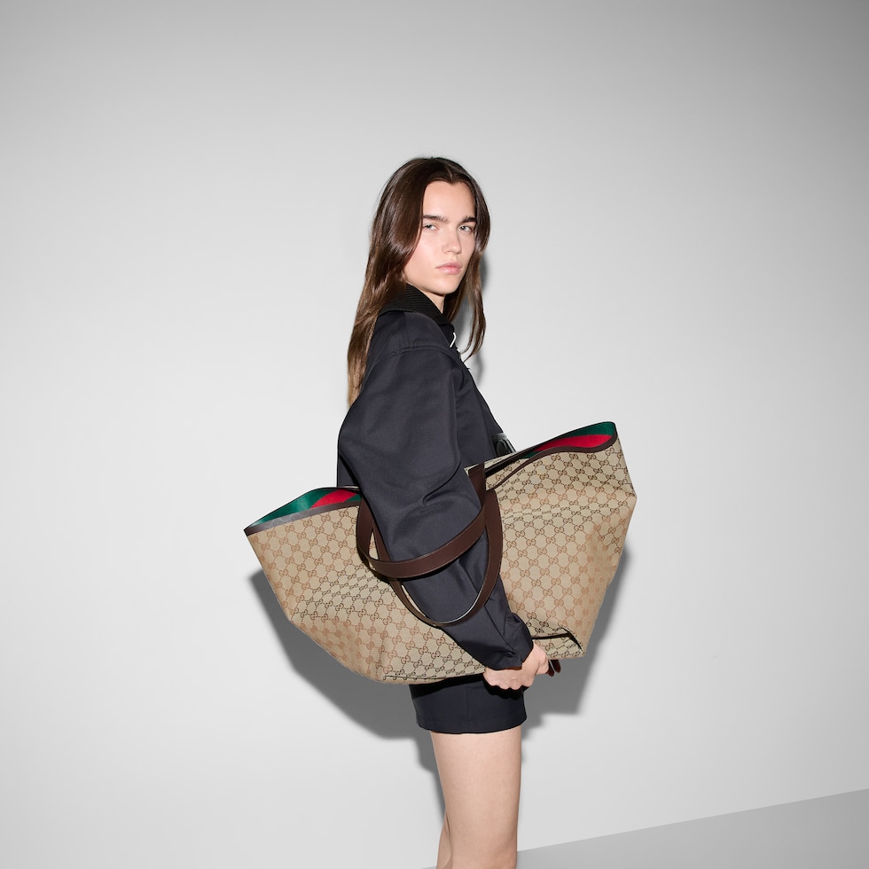 GroBer Gucci Totissima Shopper in beige und ebenholzfarbener GG Canvas GUCCI DE