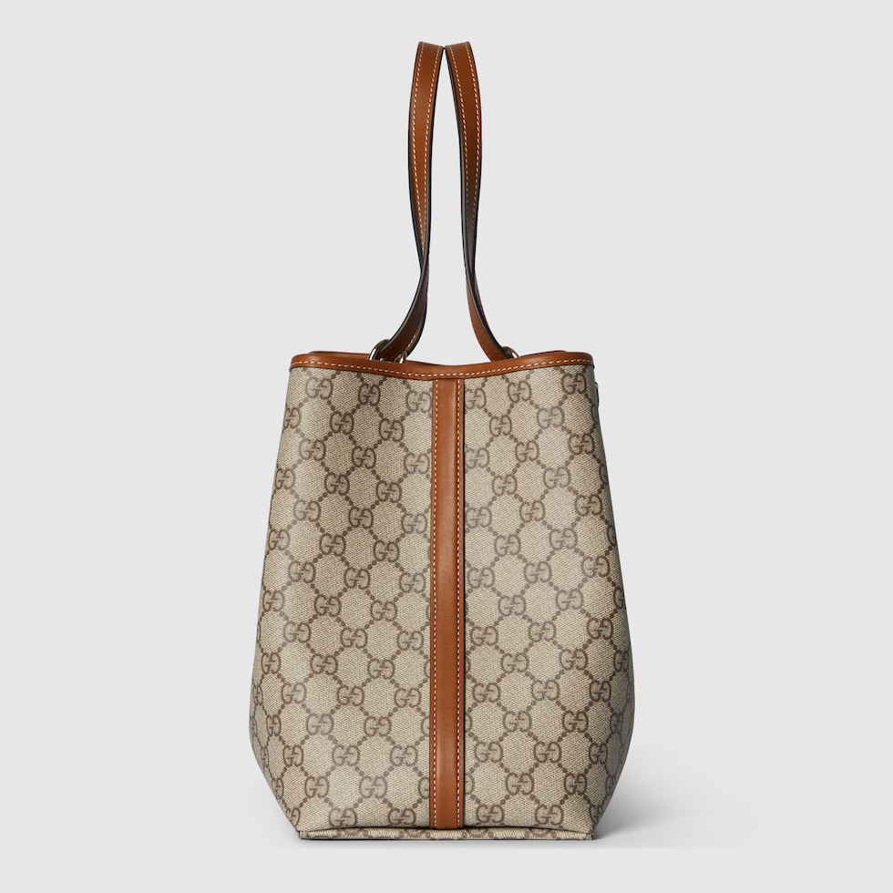 MittelgroBe GG Emblem Shopper in beigefarbener und dunkelbrauner Canvas GUCCI BE