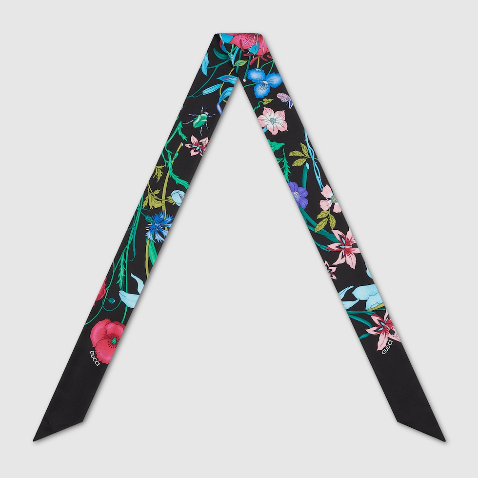 スカーフ GUCCI Gucci Flora printed silk twill neck bow BLACK/BLACK Printed silk twill neck bow in black and multicolor | GUCCI® US