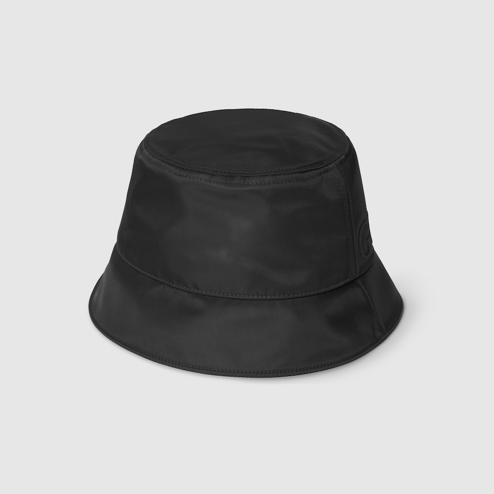 Nylon bucket hat with Gucci logo in black | GUCCI® US