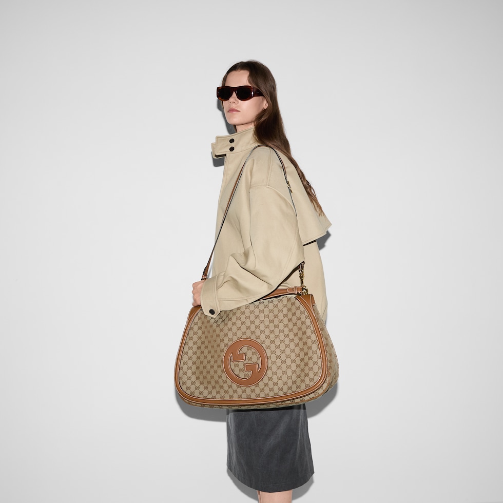 Gucci Blondie maxi top handle bag in beige and dark brown GG