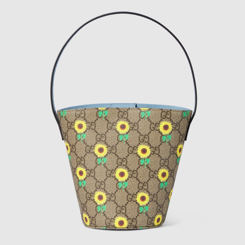 752356_FAD5H_9749_001_064_0000